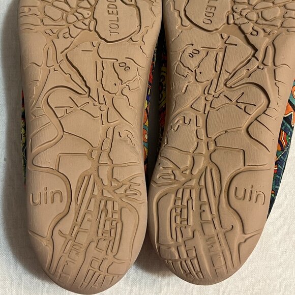 UIN Toledo Women’s Slip On Comfort Walking Shoes Size 8 US /39 EU Colorful Art - Picture 5 of 5